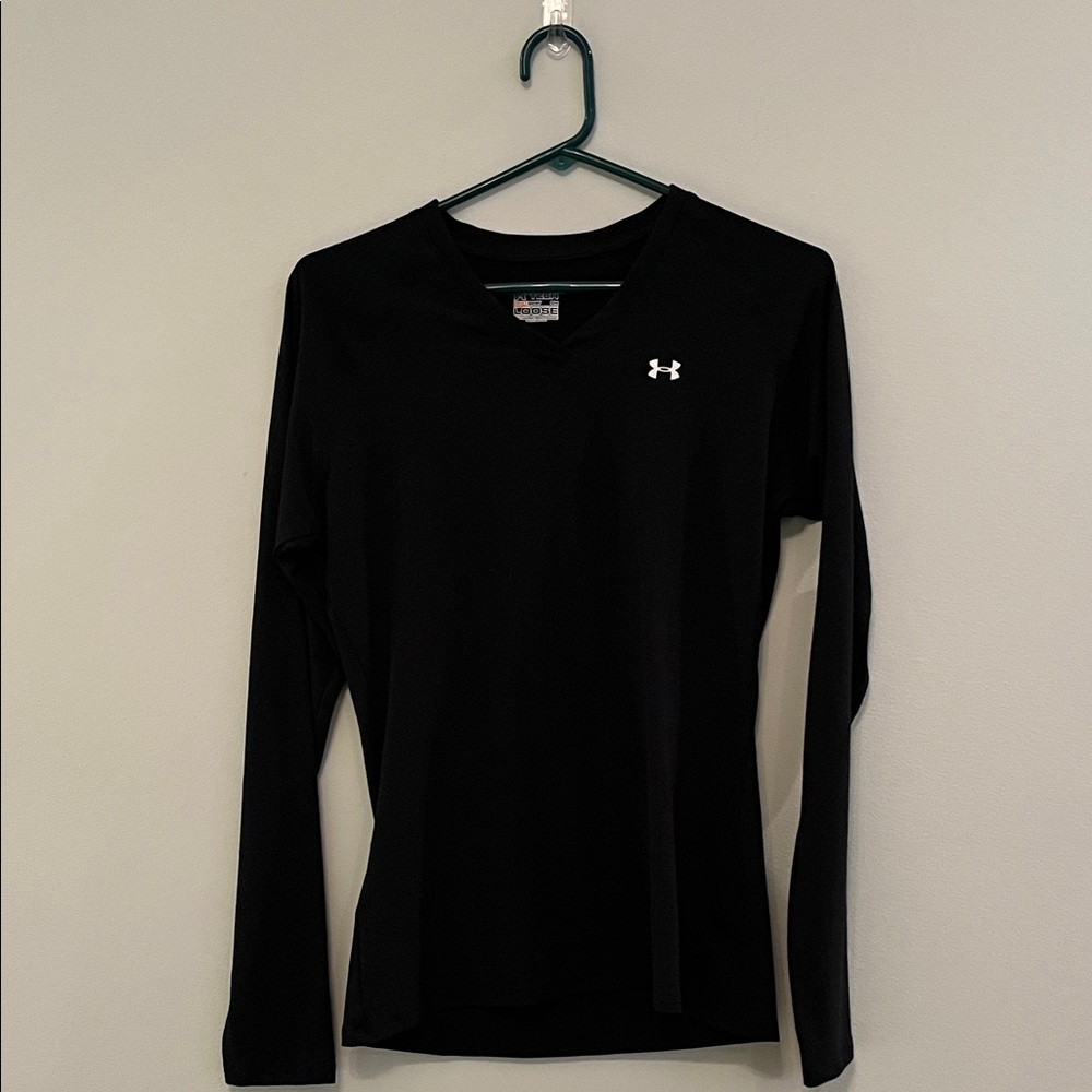 Under Armour Women's Black V-Neck Long Sleeve Tee
